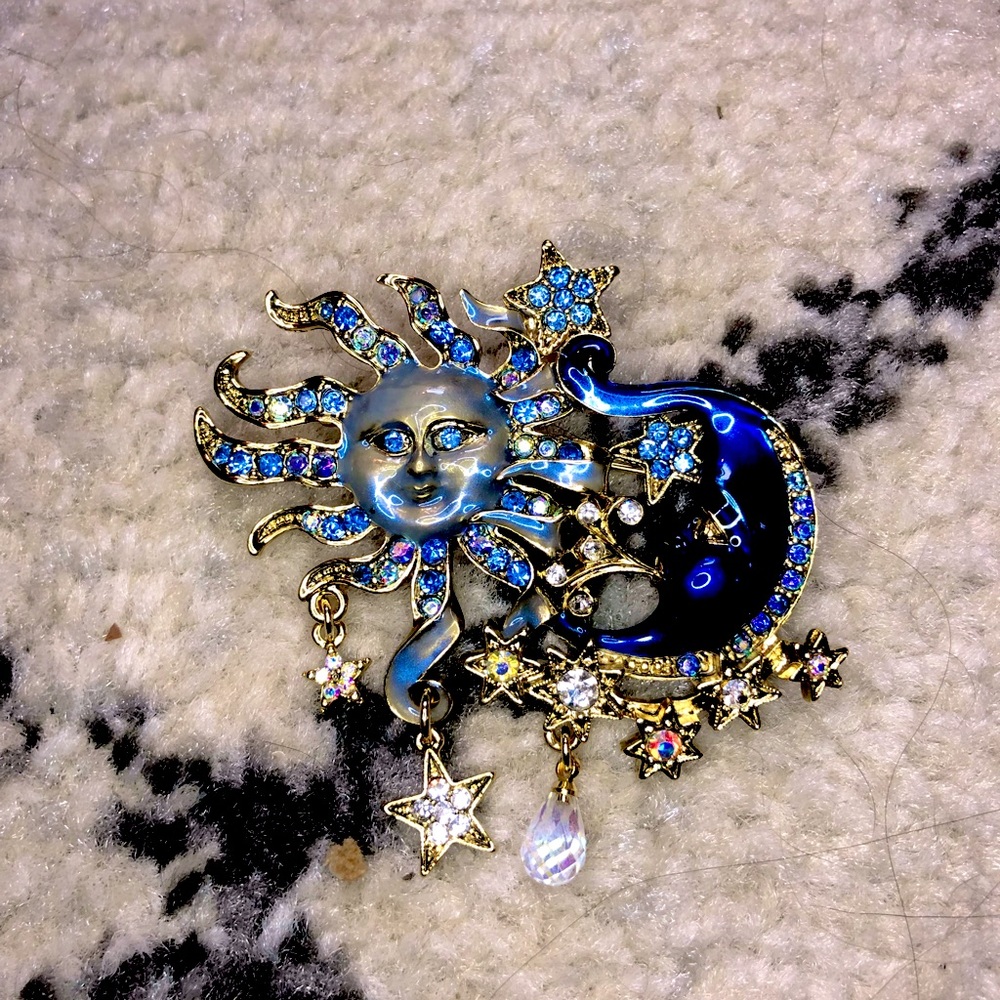 [in box] kirks folly pin